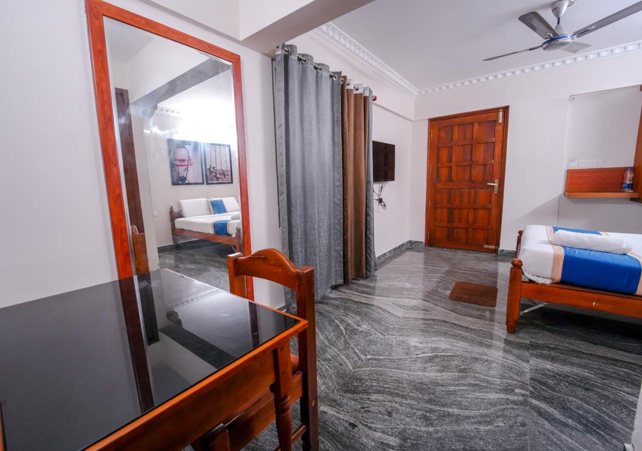 Hotel Luxe Vue - Premium Thiruvananthapuram Zewnętrze zdjęcie